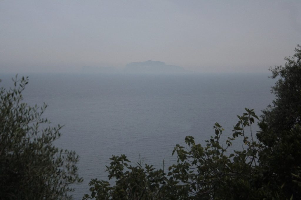 Ischia-e-il-castello-Aragonese