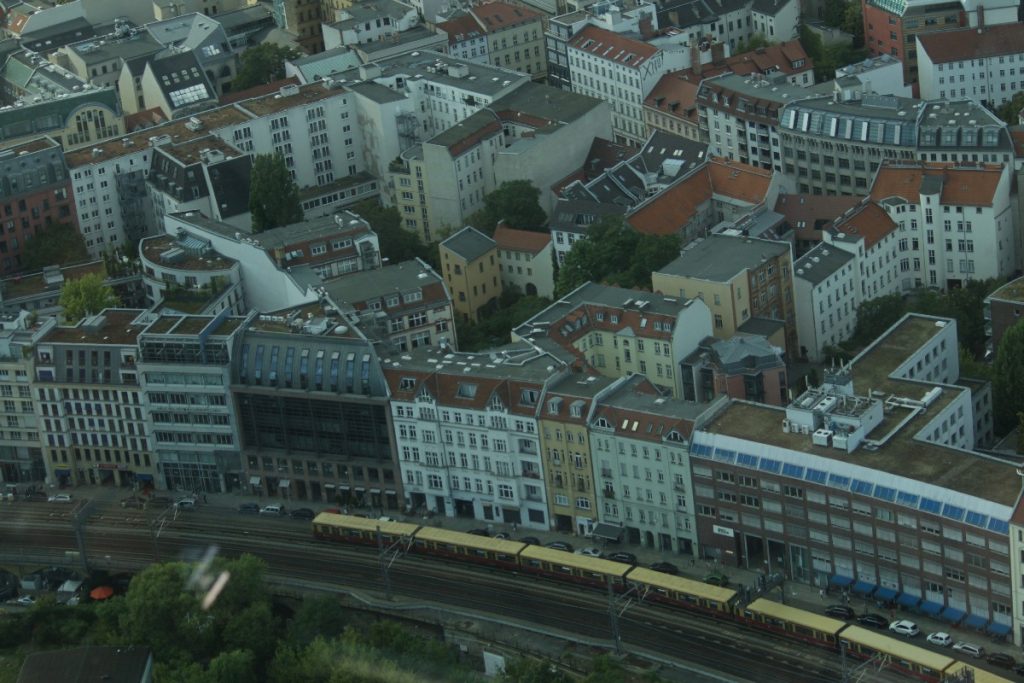Vedere- Berlino- dalla -Torre - della - Televisione Vedere- Berlino- dalla -Torre - della - Televisione