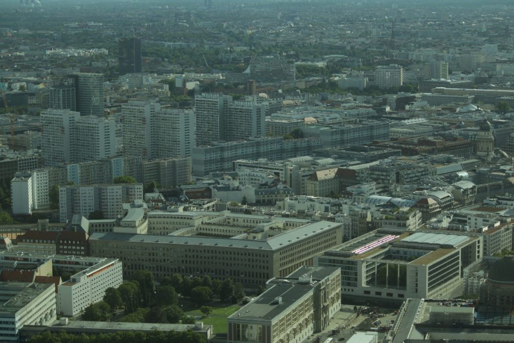 Vedere- Berlino- dalla -Torre - della - Televisione Vedere- Berlino- dalla -Torre - della - Televisione