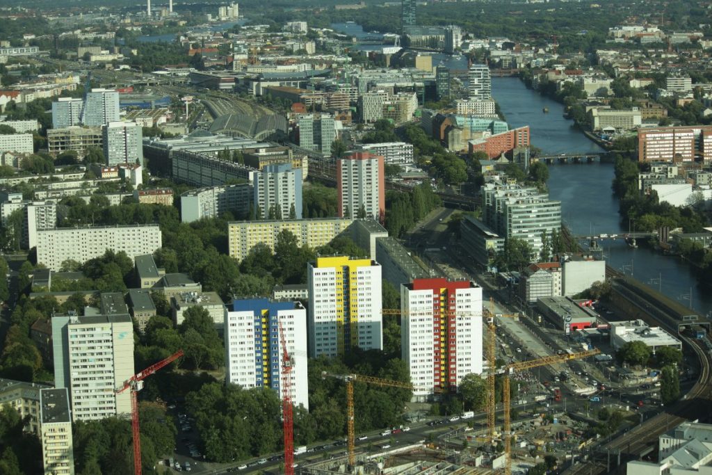 Vedere- Berlino- dalla -Torre - della - Televisione Vedere- Berlino- dalla -Torre - della - Televisione
